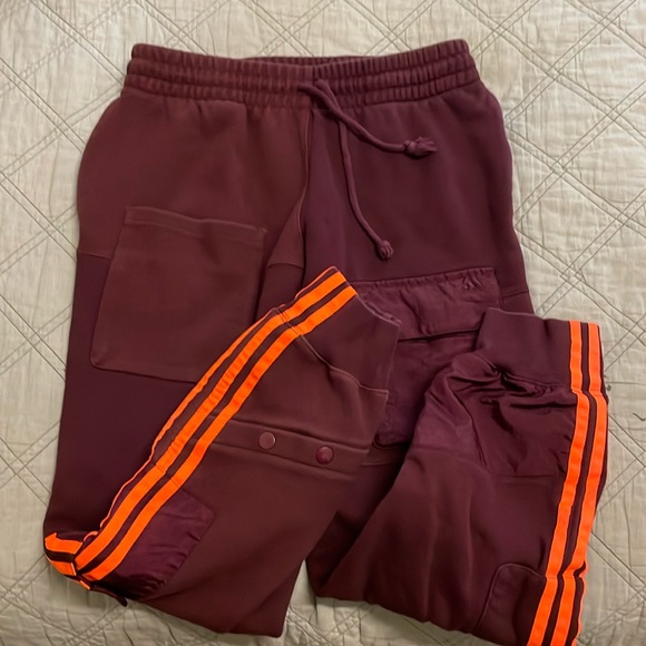 IVY PARK Pants - Ivy park x adidas maroon French terry sweatpants. Gender neutral sizing -small